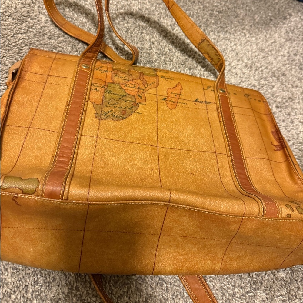 💎VINTAGE 💎Alviero Martini 1A Classe Geo Print World Map tote bag w/ luggage tag - Picture 11 of 14
